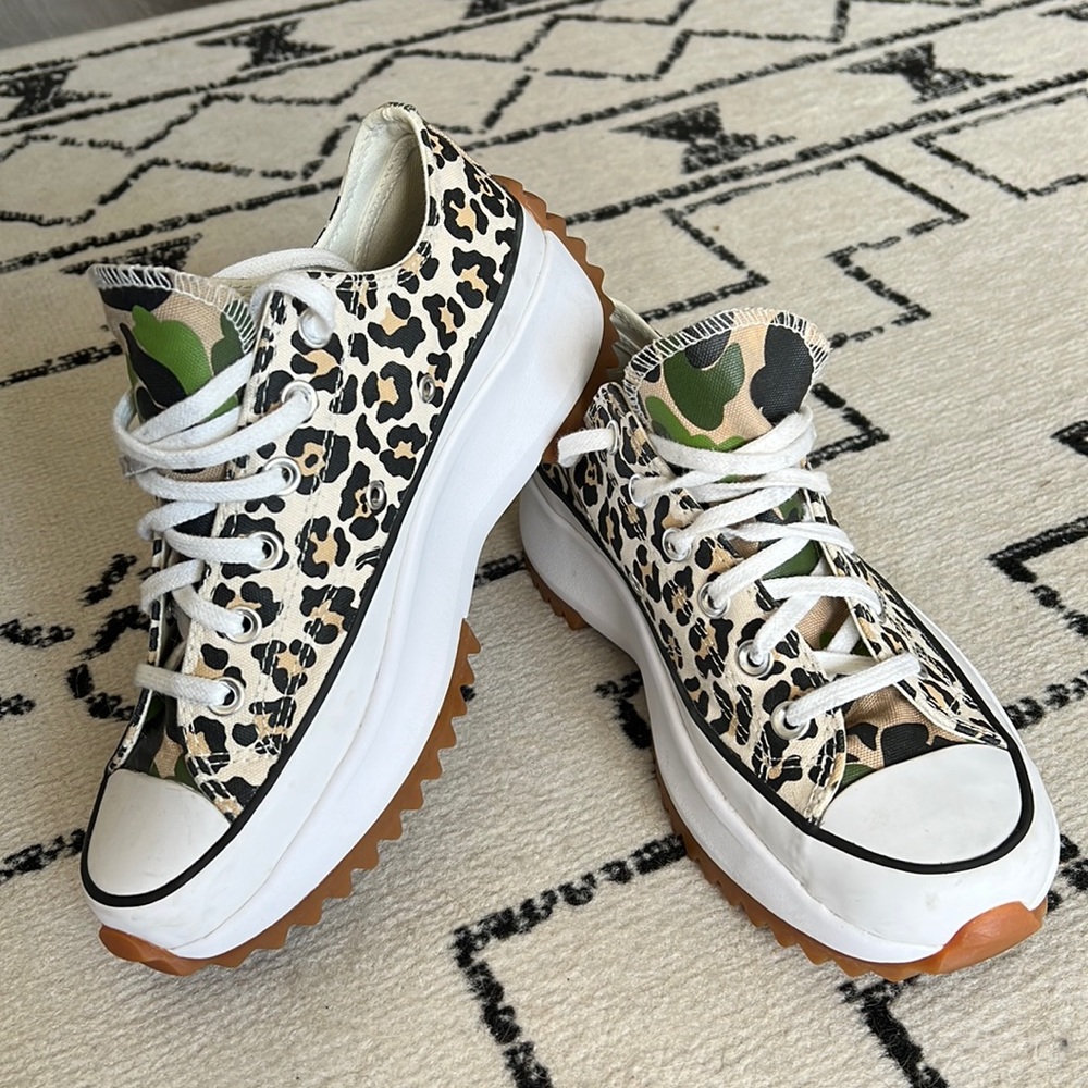 Converse run star hike leopard platform